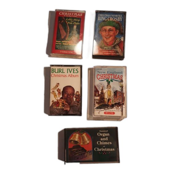 5 Classic Christmas Cassettes - Bing Crosby, Burl Ives, and More! - Picture 1 of 15